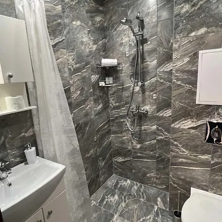 комфорт 2 близо до летището Apartment *