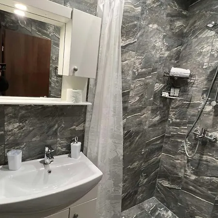 Apartment комфорт 2 близо до летището *